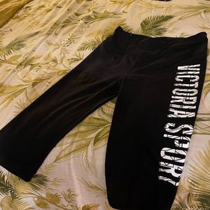 Victoria’s Secret cropped yoga workout pants